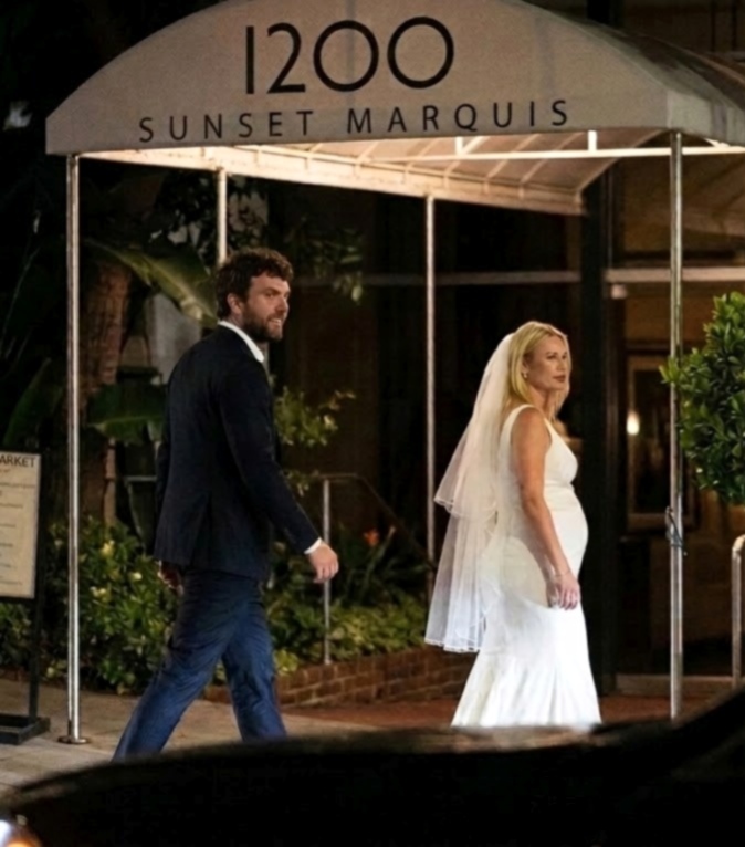 Austin Swift Is Spotted Sneaking Into Sunset Marquis Garden in California With Longtime Girlfriend Sydney Ness, Alongside Taylor Swift and Husband Travis Kelce, but Fans Notice Something Shocking About the Couples That Has Everyone Saying the Same Thing