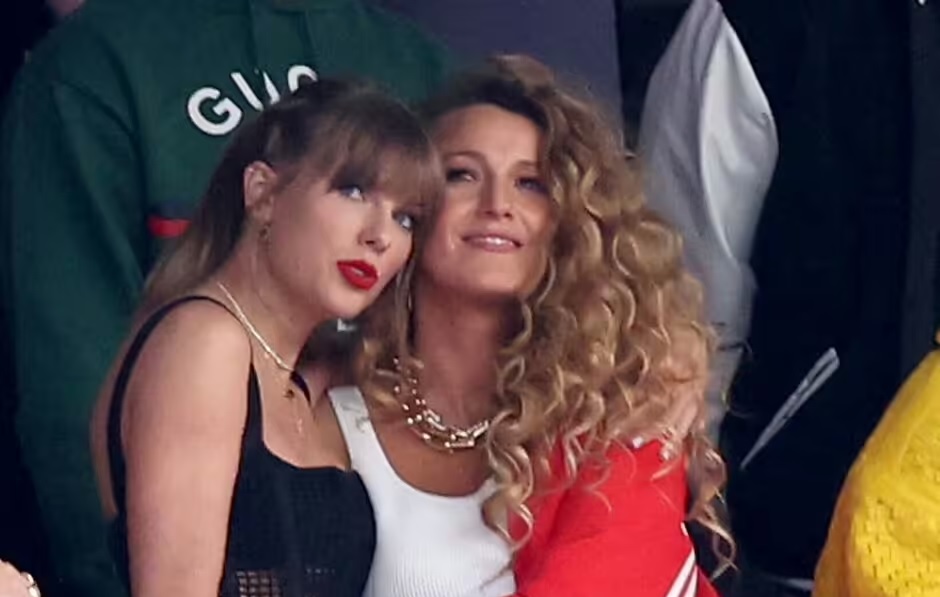 Blake Lively still invited to Taylor Swift