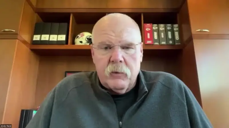 Chiefs Head Coach Andy Reid Unveils Plans to Suspend Travis Kelce for the Rest of the Season, Says He Is of No Use and Lacks Concentration on the Field